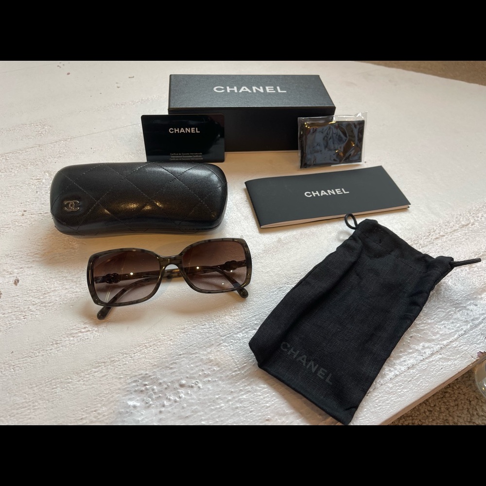 Chanel Sunglasses 5216 c. 1395/3B Brown Tan 54 16 145 2N